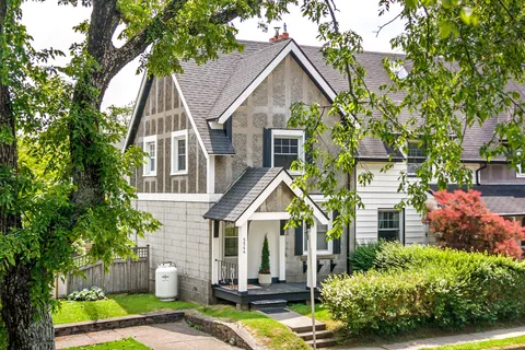 5544 Merkel Place, Halifax