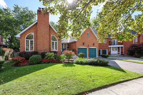 33 Captain Armstrong Lane, Markham