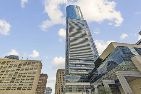 386 Yonge St #602, Toronto