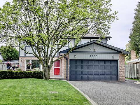 2225 Medhat Dr, Mississauga
